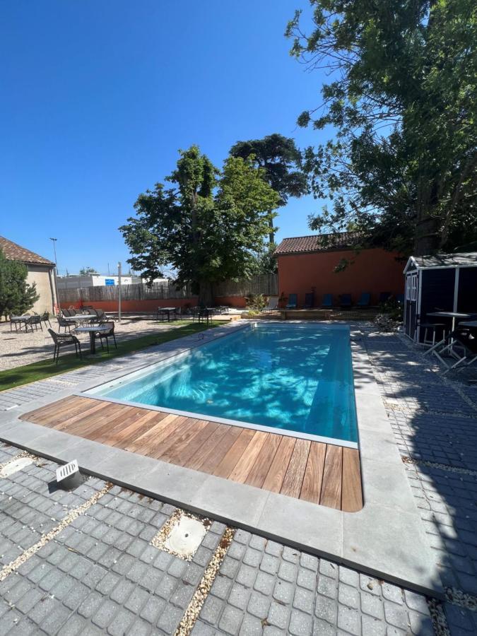 Logis Hotel-Restaurant Saint Romain Anse Bagian luar foto