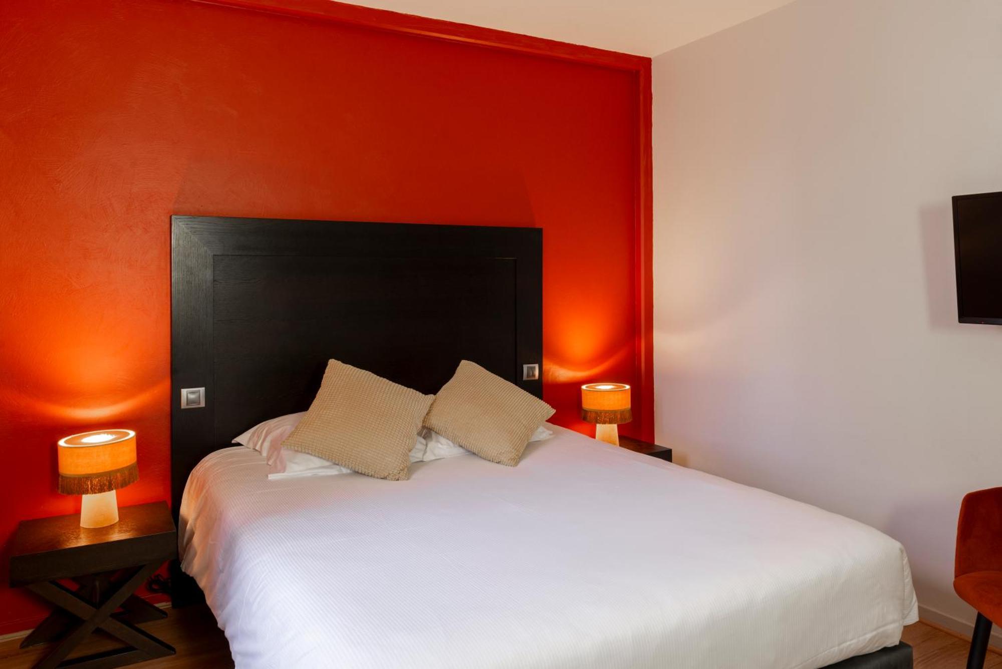 Logis Hotel-Restaurant Saint Romain Anse Ruang foto